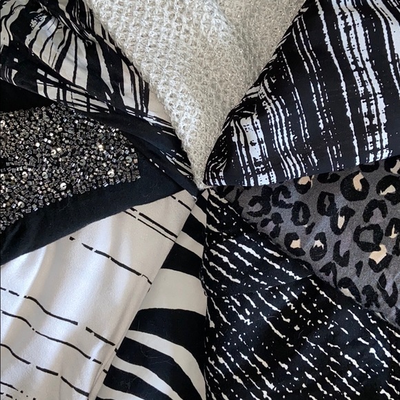 8 pc Business casual women’s not so mystery box - Picture 5 of 5